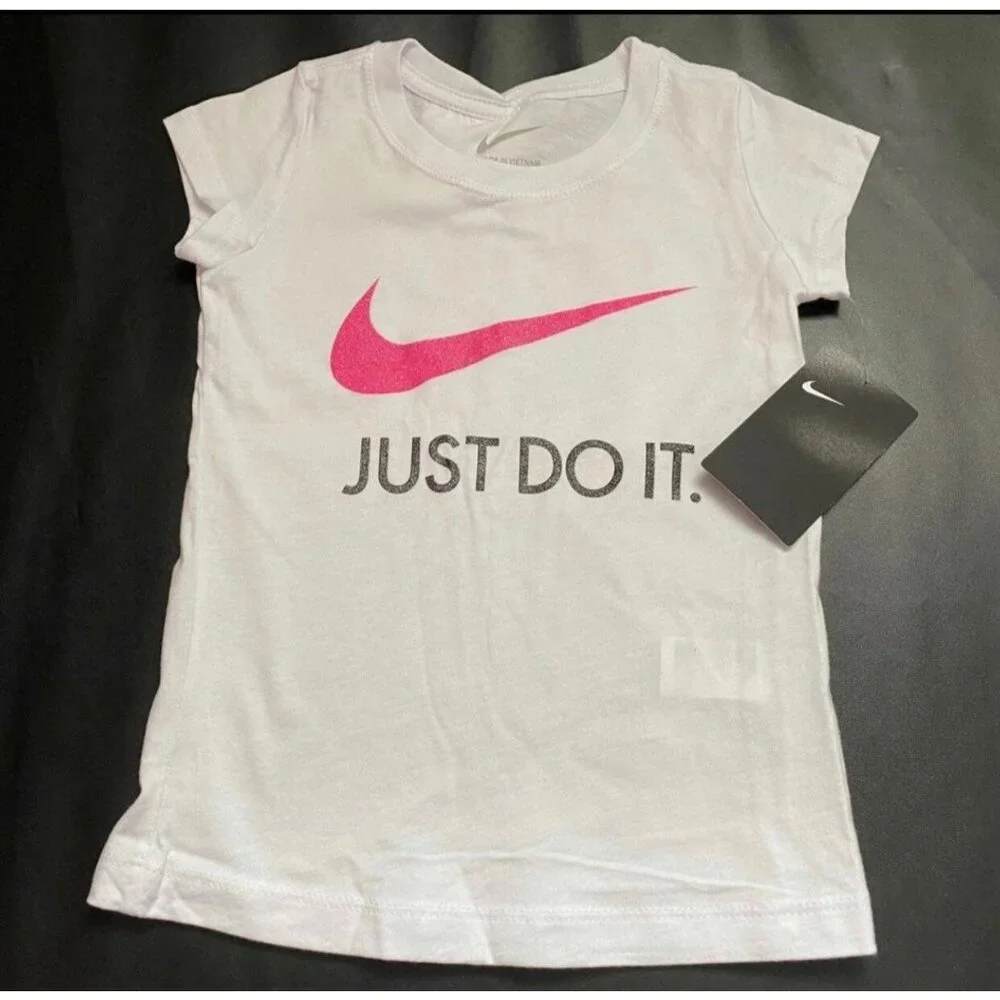 NWT Nike Glitter Athletic Set Girls Size 5